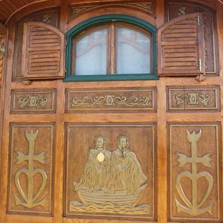 La Roulotte 